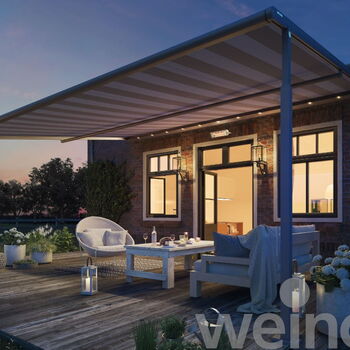 Pergola-Markise von weinor - Mit der optionalen LED-Beleuchtung schaffen Sie mit ihrem angenehm warmweißen Licht auch abends eine Wohlfühlatmosphäre auf Ihrer Terrasse.