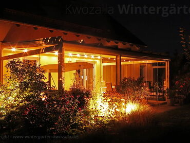 Wintergarten Komplettangebot von Kwozalla in Sachsen - Wintergarten mit nächtlicher Beleuchtung