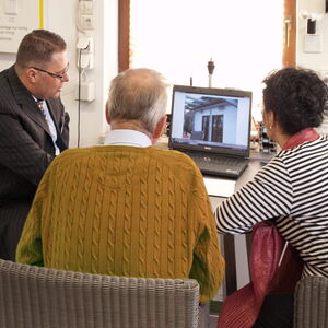 Beratung zu: Wintergarten, Terrassendach, Verglasung, Sonnenschutz, Markisen